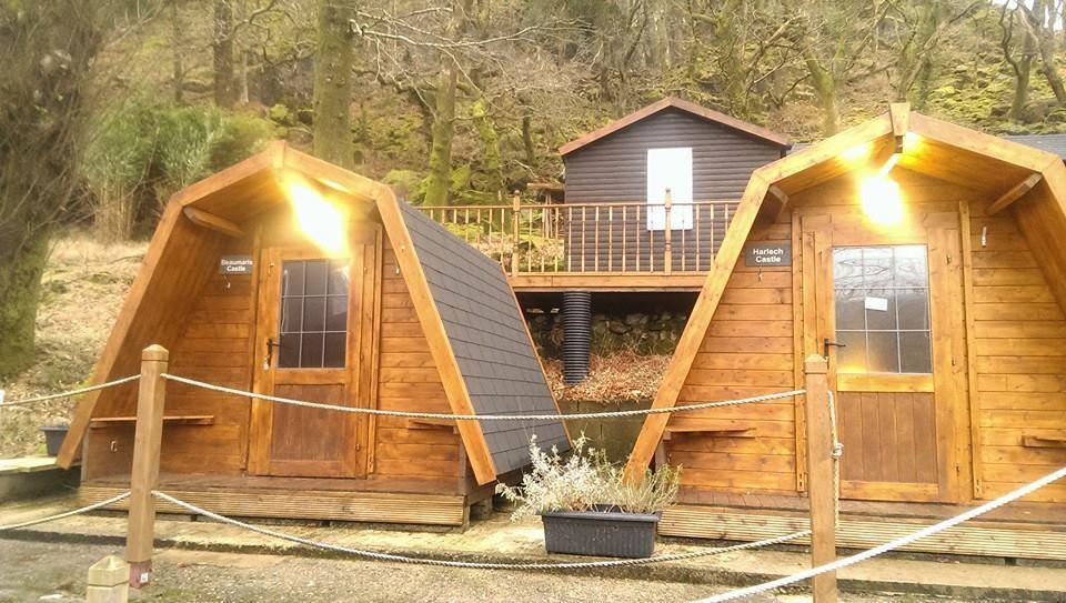 Bryn Dinas Pods At The Foot Of Mt Snowdon 2*